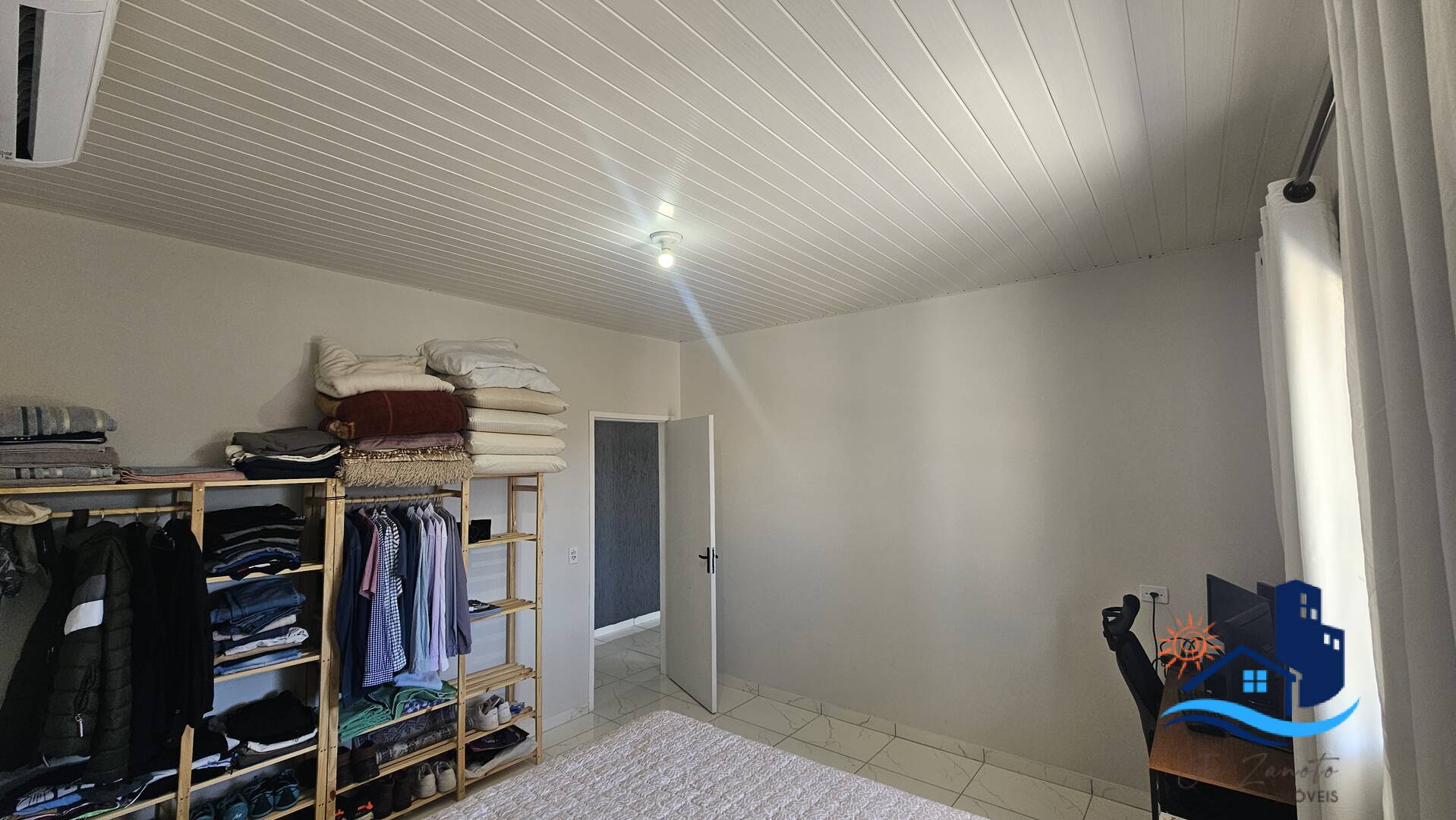 Casa à venda com 3 quartos, 258m² - Foto 8