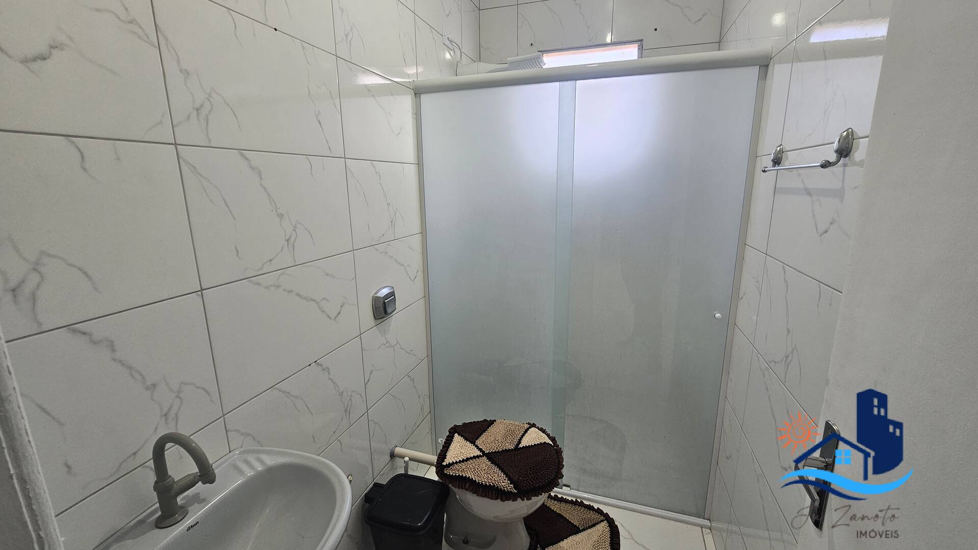 Casa à venda com 3 quartos, 258m² - Foto 12