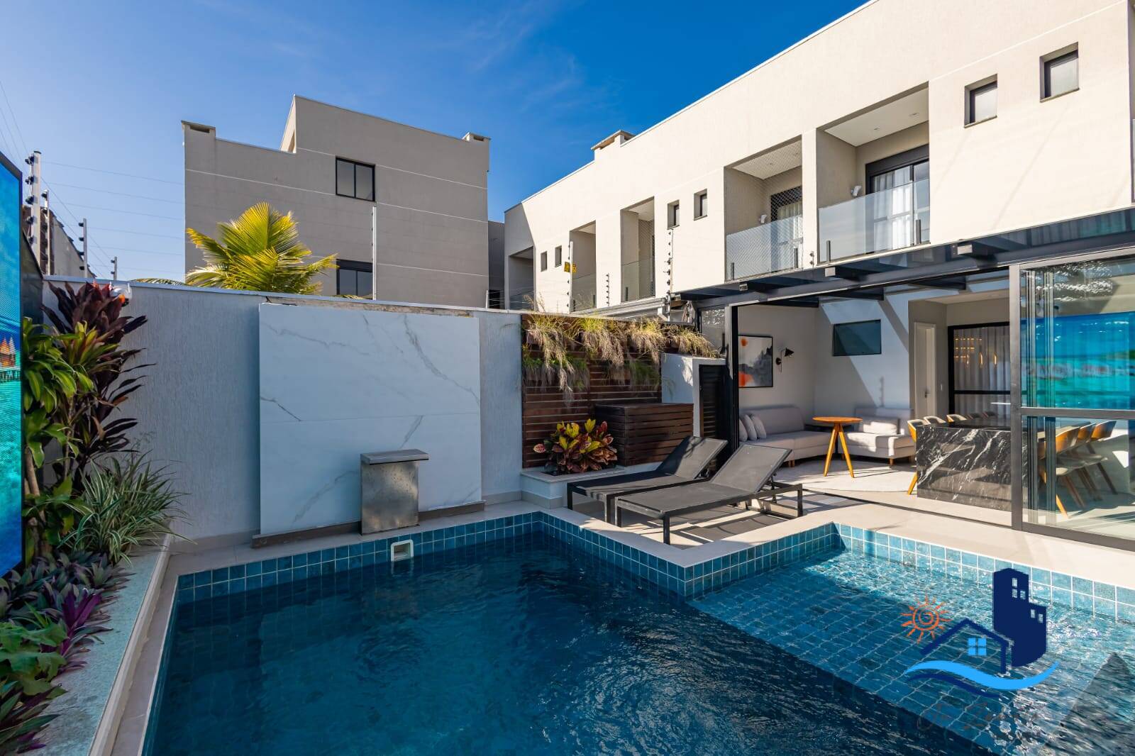 Casa à venda com 4 quartos, 272m² - Foto 18