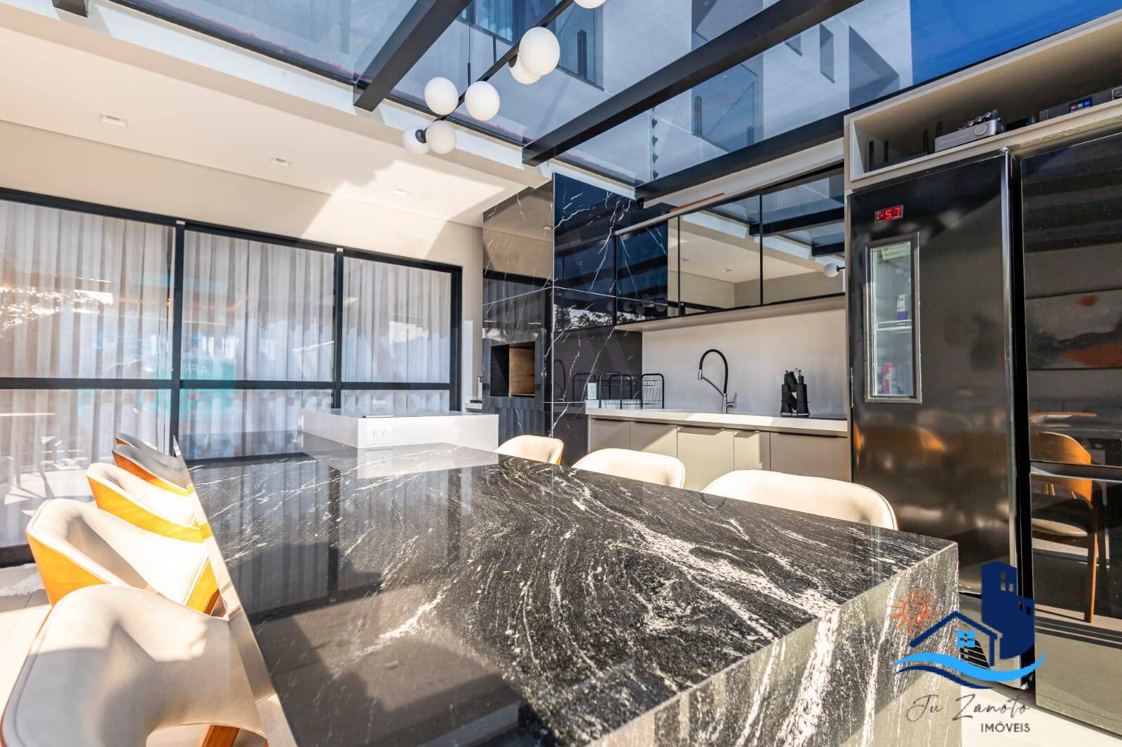 Casa à venda com 4 quartos, 272m² - Foto 19