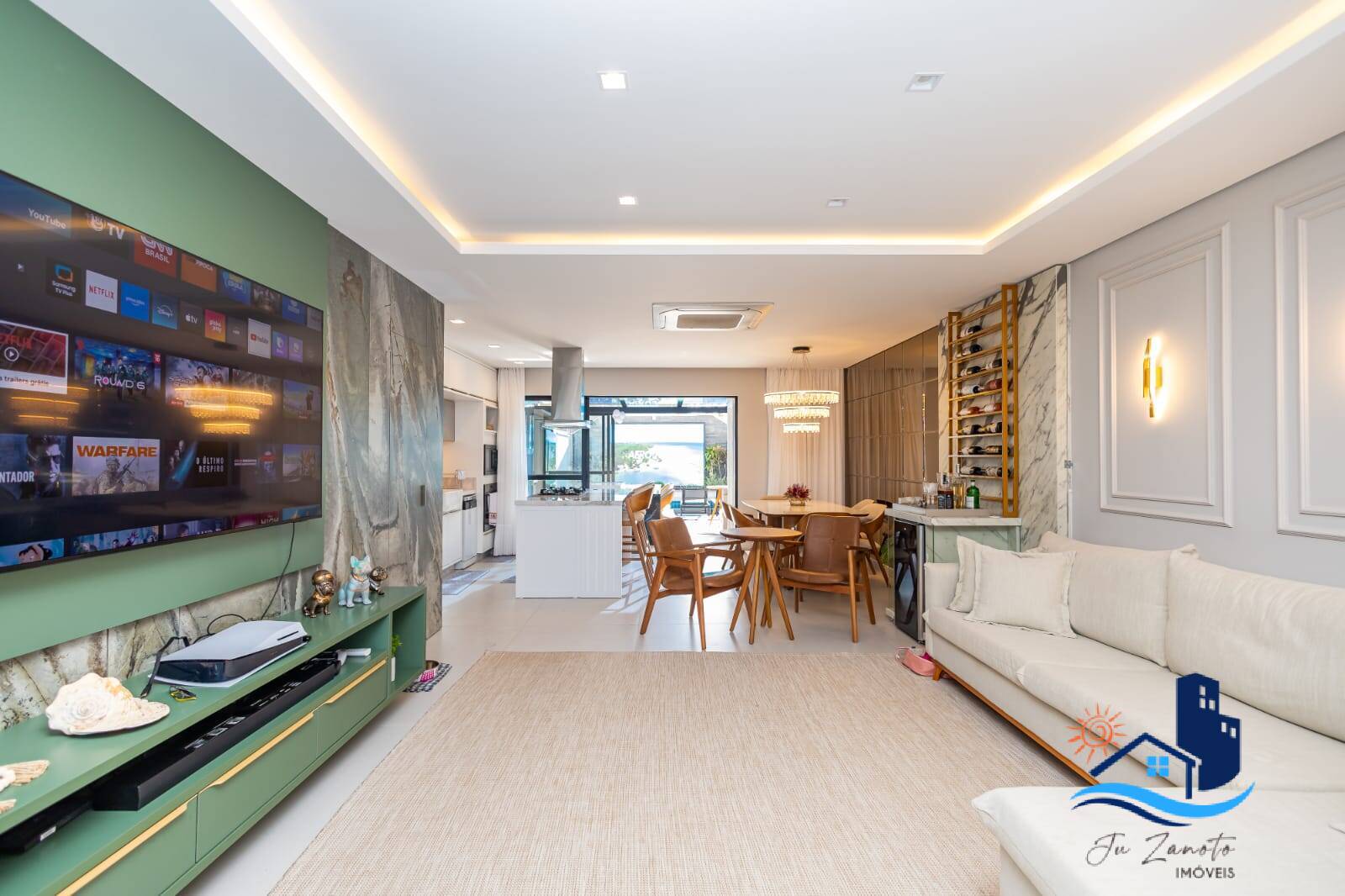 Casa à venda com 4 quartos, 272m² - Foto 2