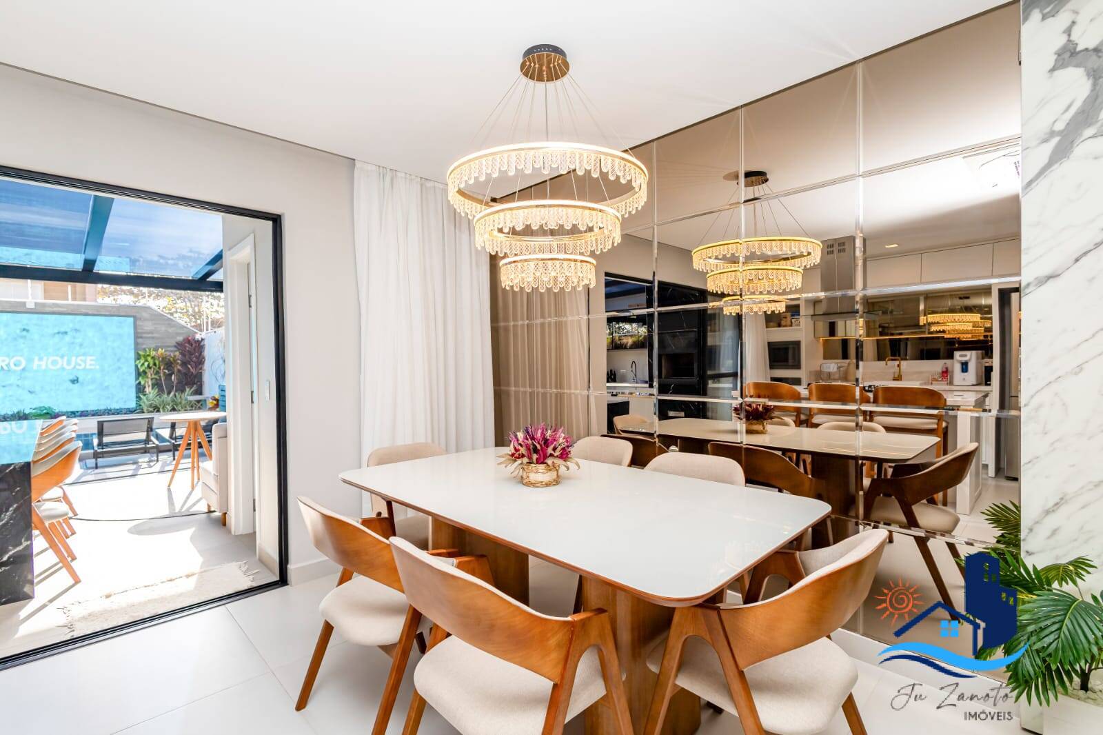 Casa à venda com 4 quartos, 272m² - Foto 7