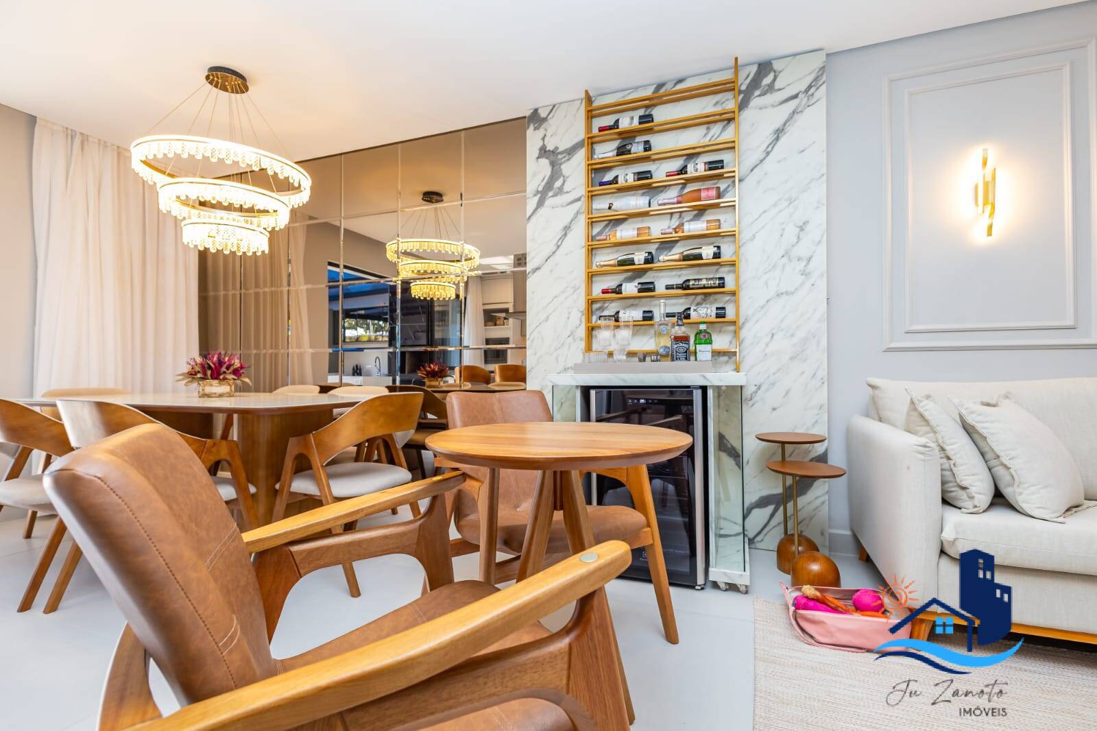 Casa à venda com 4 quartos, 272m² - Foto 11