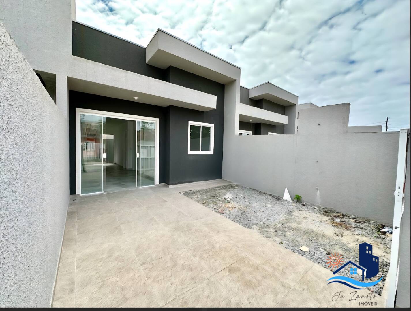 Casa à venda com 2 quartos, 50m² - Foto 2