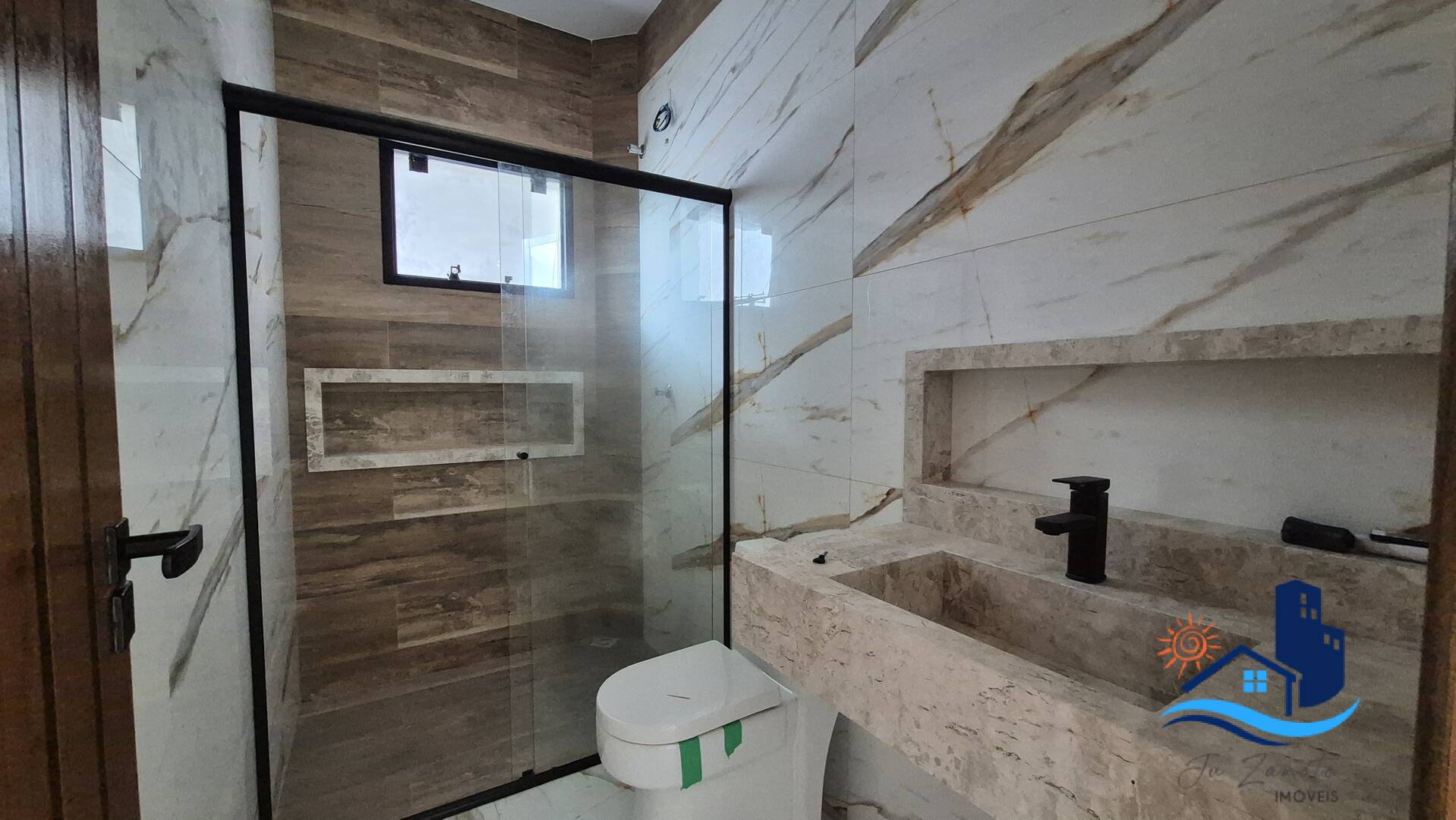 Casa à venda com 3 quartos, 84m² - Foto 11