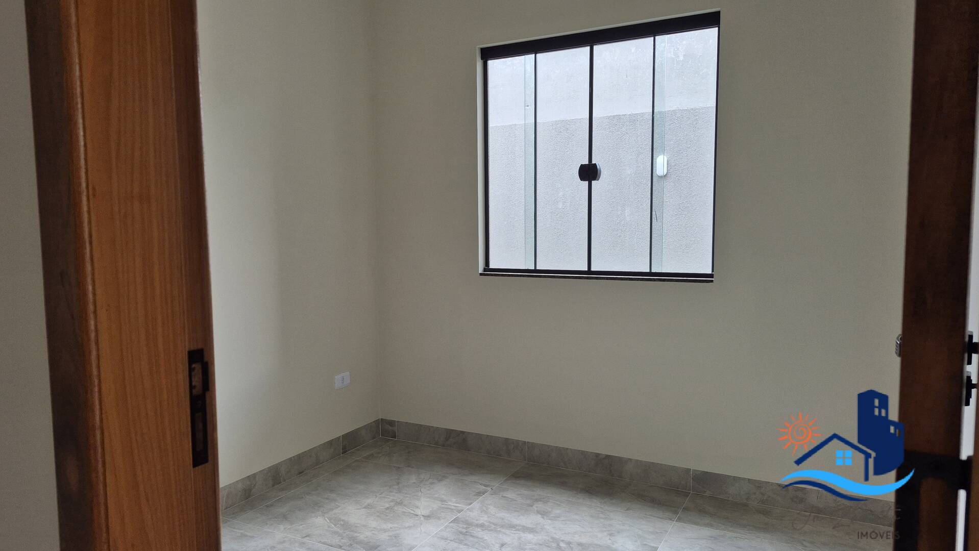 Casa à venda com 3 quartos, 84m² - Foto 12