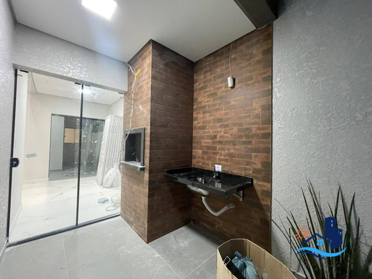 Casa à venda com 3 quartos, 70m² - Foto 14