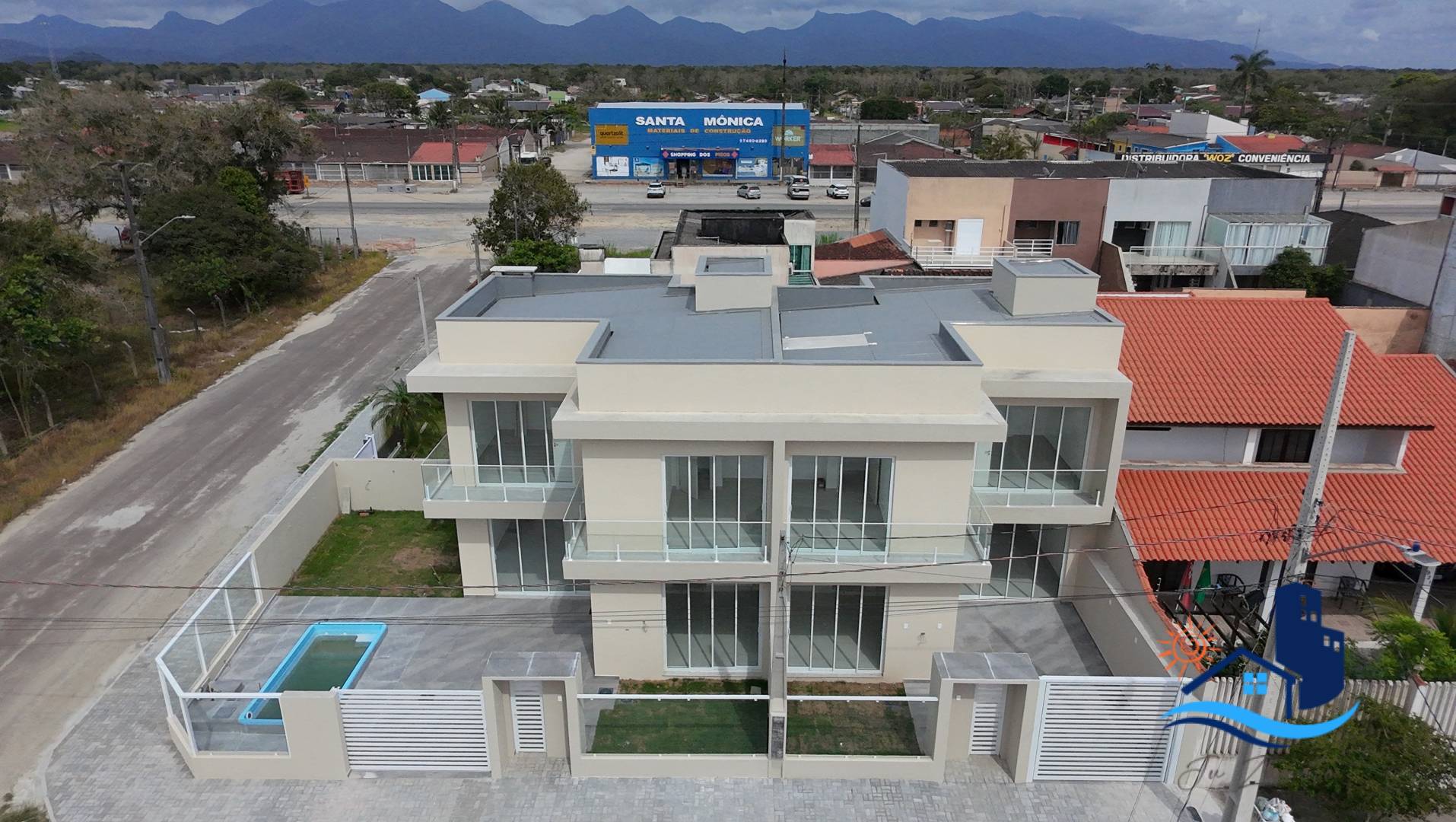 Casa, 3 quartos, 131 m² - Foto 1