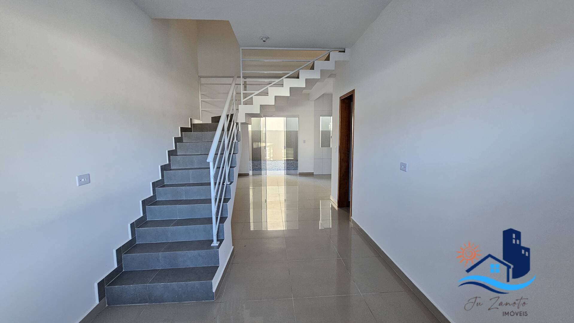 Sobrado, 3 quartos, 112 m² - Foto 2