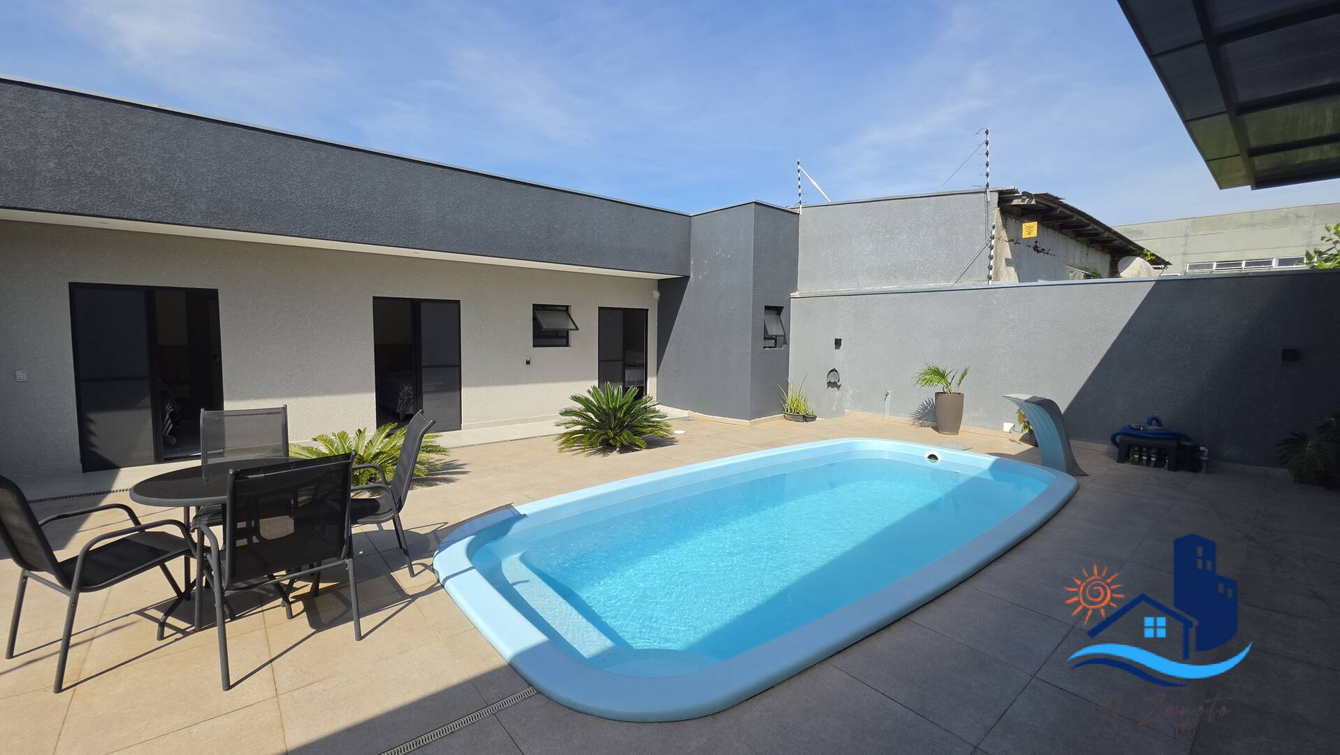 Casa, 3 quartos, 351 m² - Foto 1